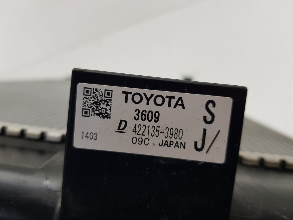 323357