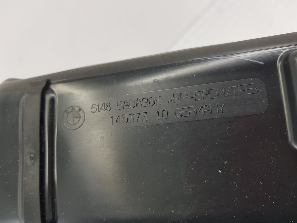 323364