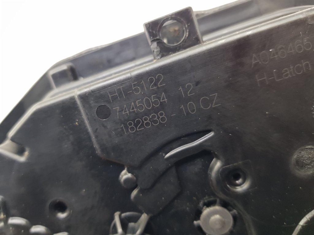 323765