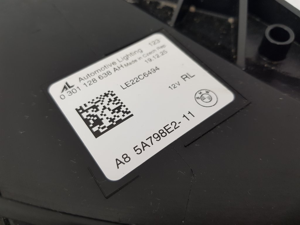 323855