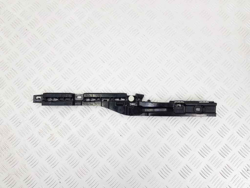 324052