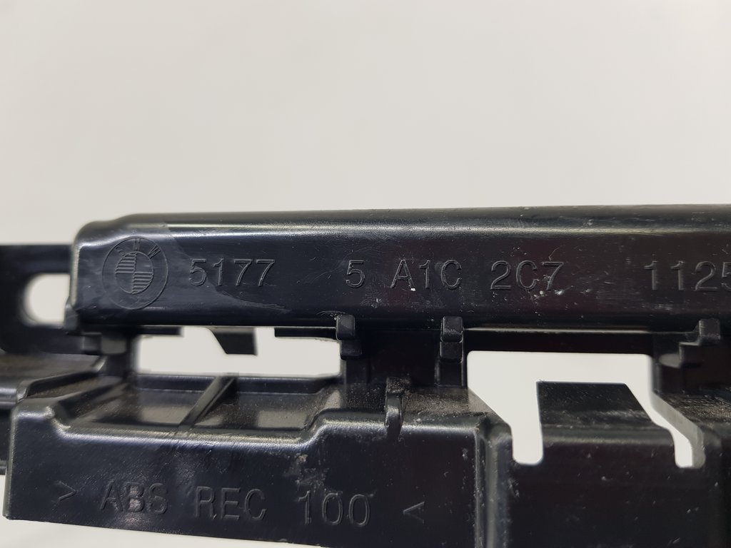 324054