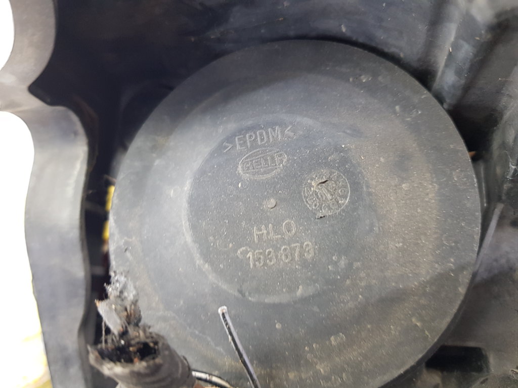 324099
