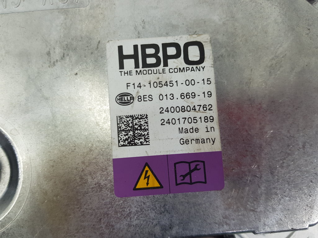 324211