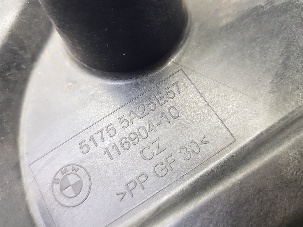 324357