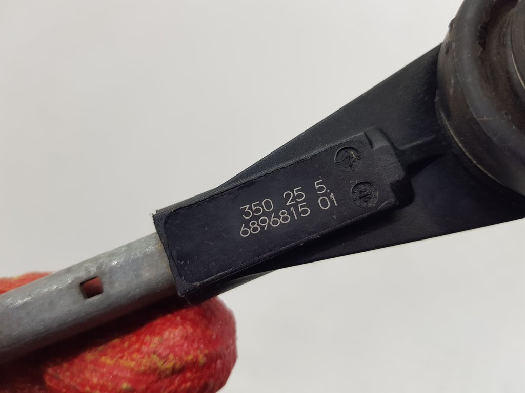 324380