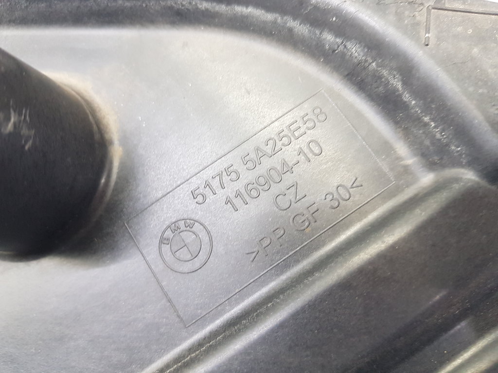 324442