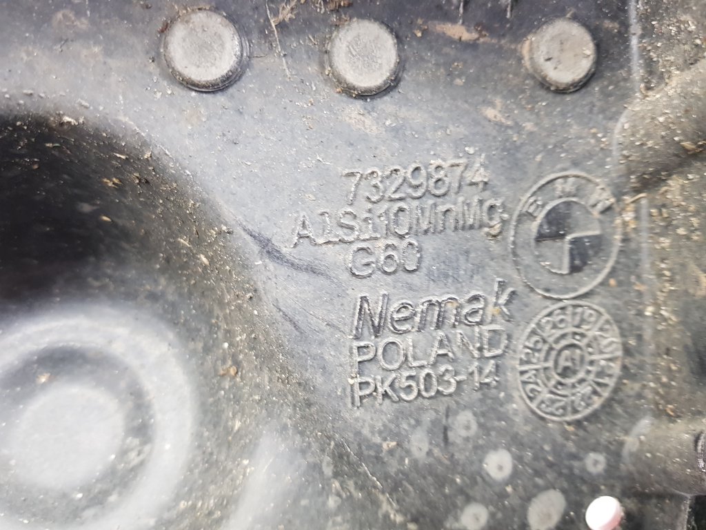 324718