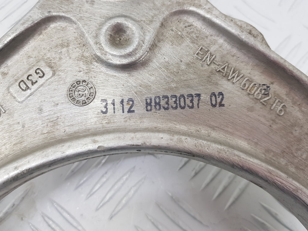 324749