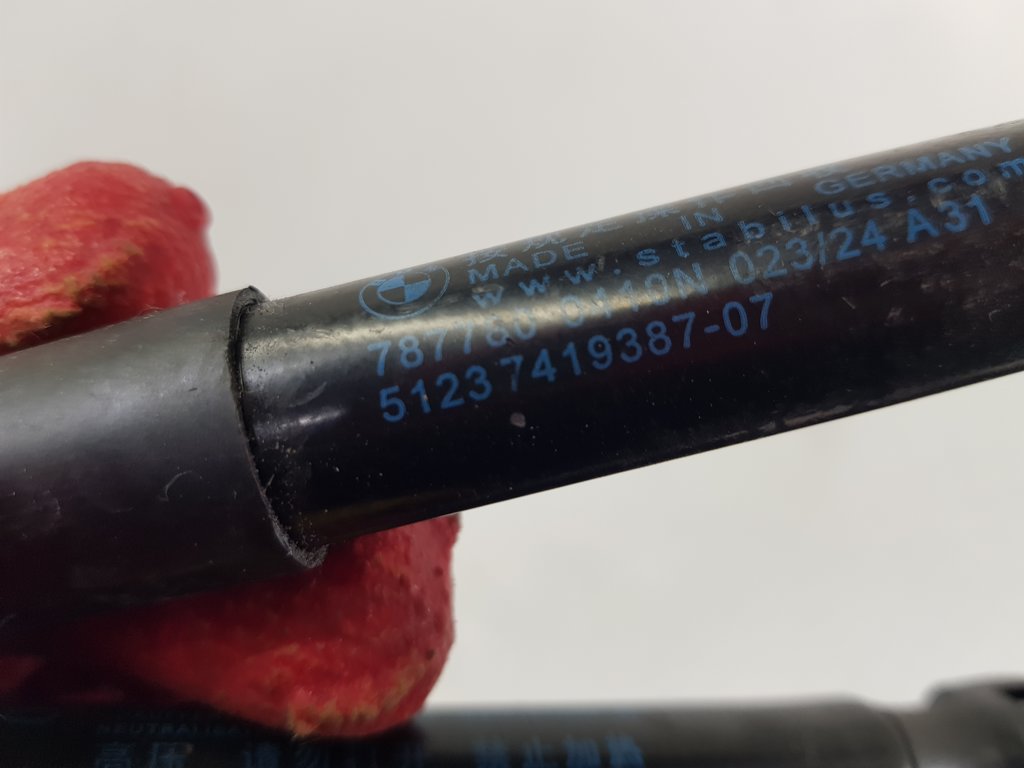 324814
