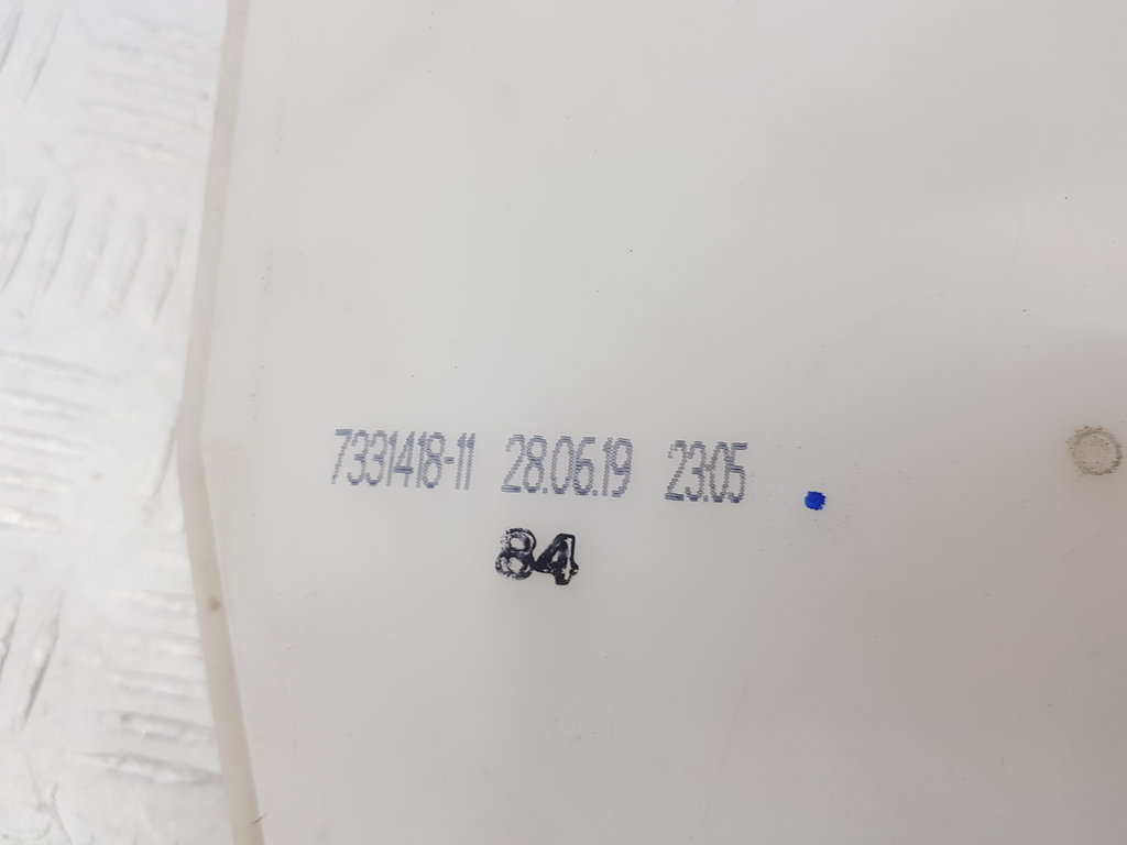 324887