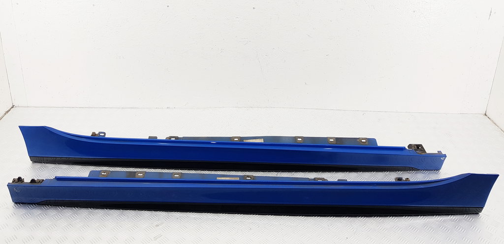 324923