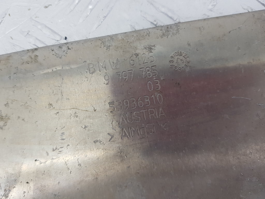 325122