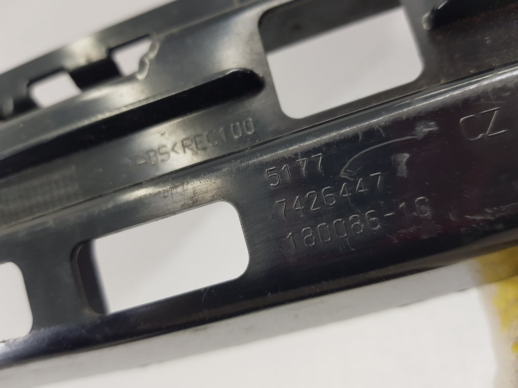 325156