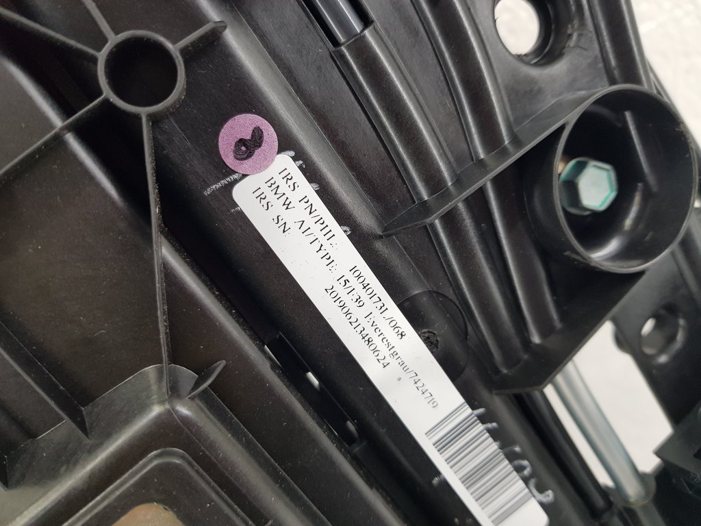 325174