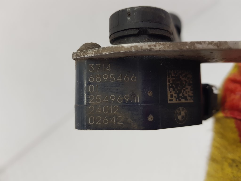 325226