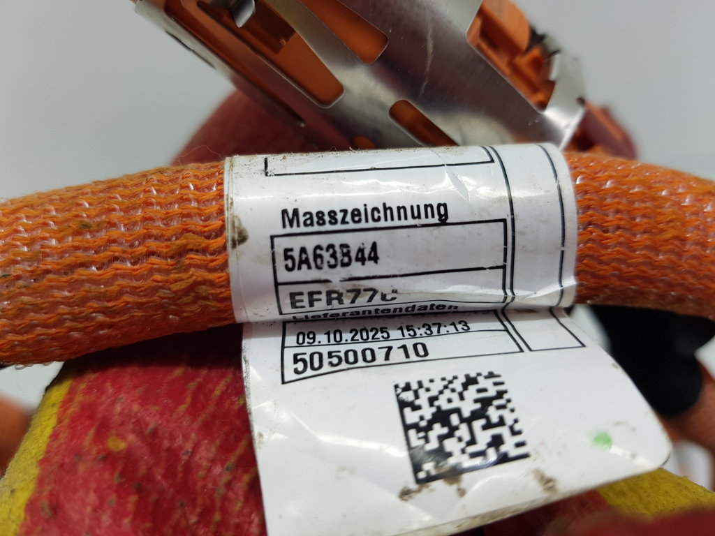 325252