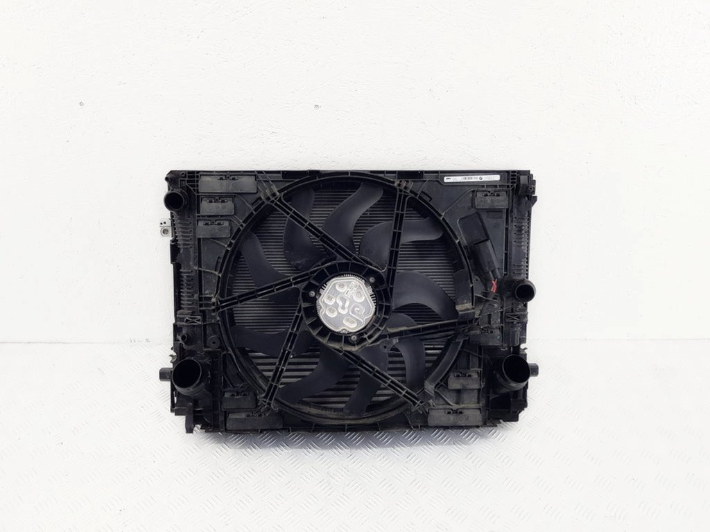 325273