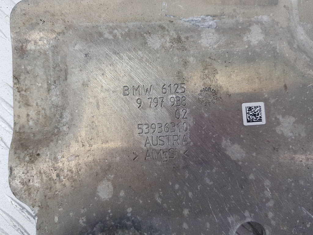 325357