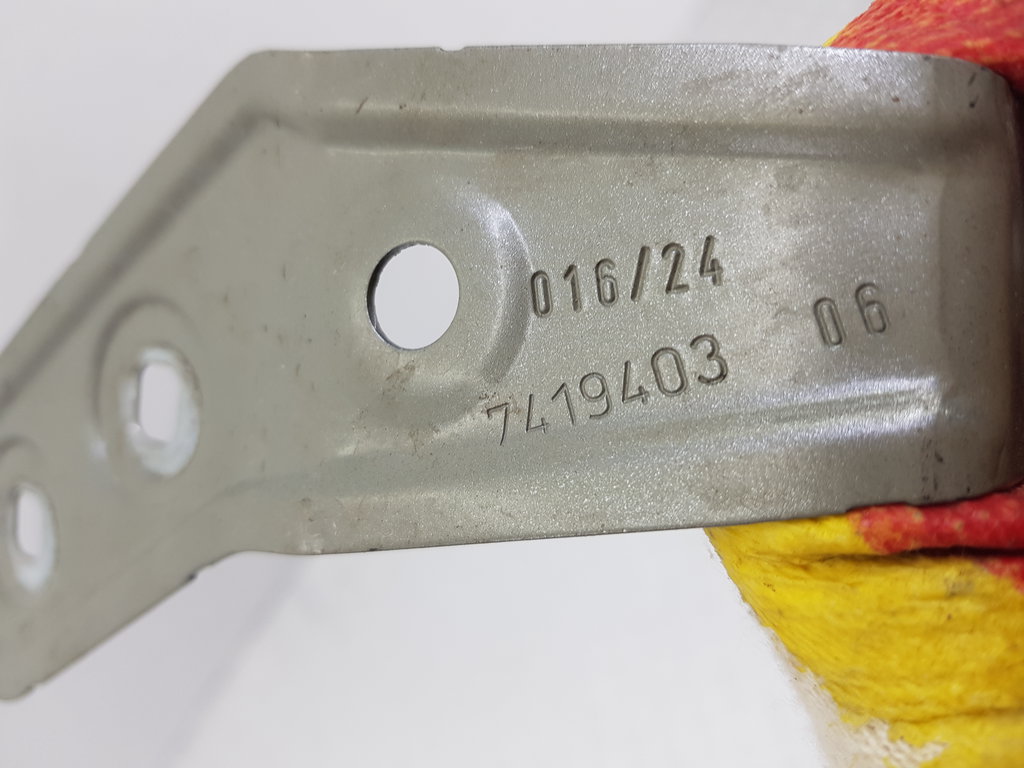 325401