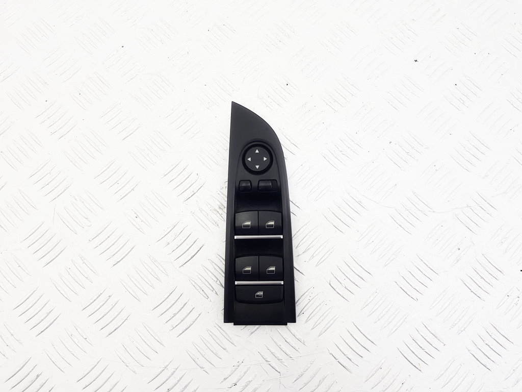 325443