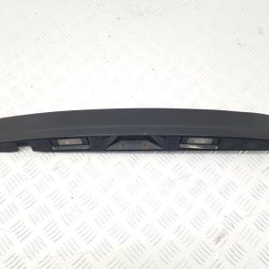 Накладка подсветки номера Nissan Qashqai 1 (2010 - 2014)