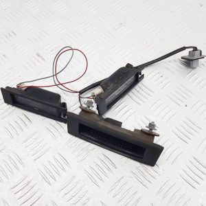 Кнопка открытия багажника Opel Zafira B B (2008 -2014)