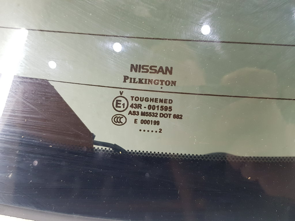 326152