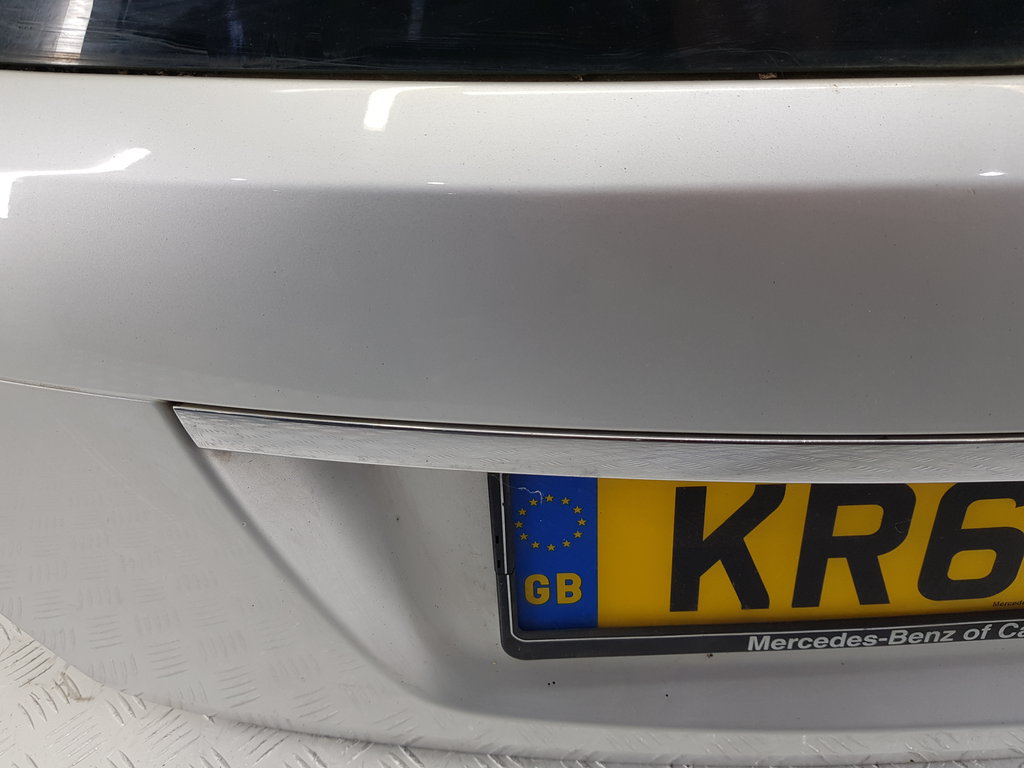 326858