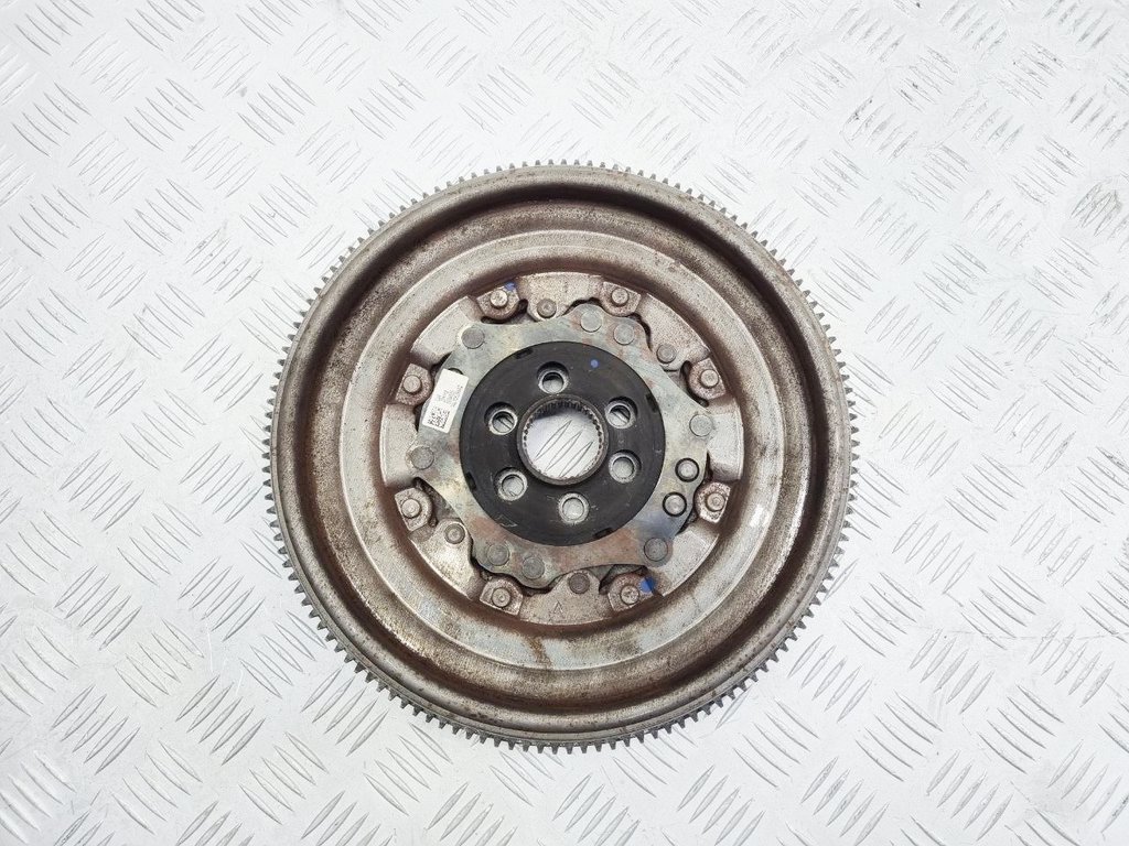 327195