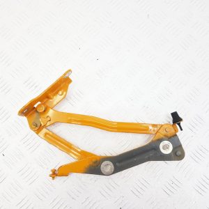 Петля крышки багажника Ford Mustang 6 поколение [рестайлинг] (2017–2023)