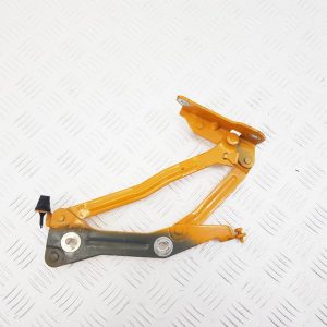 Петля крышки багажника Ford Mustang 6 поколение [рестайлинг] (2017–2023)