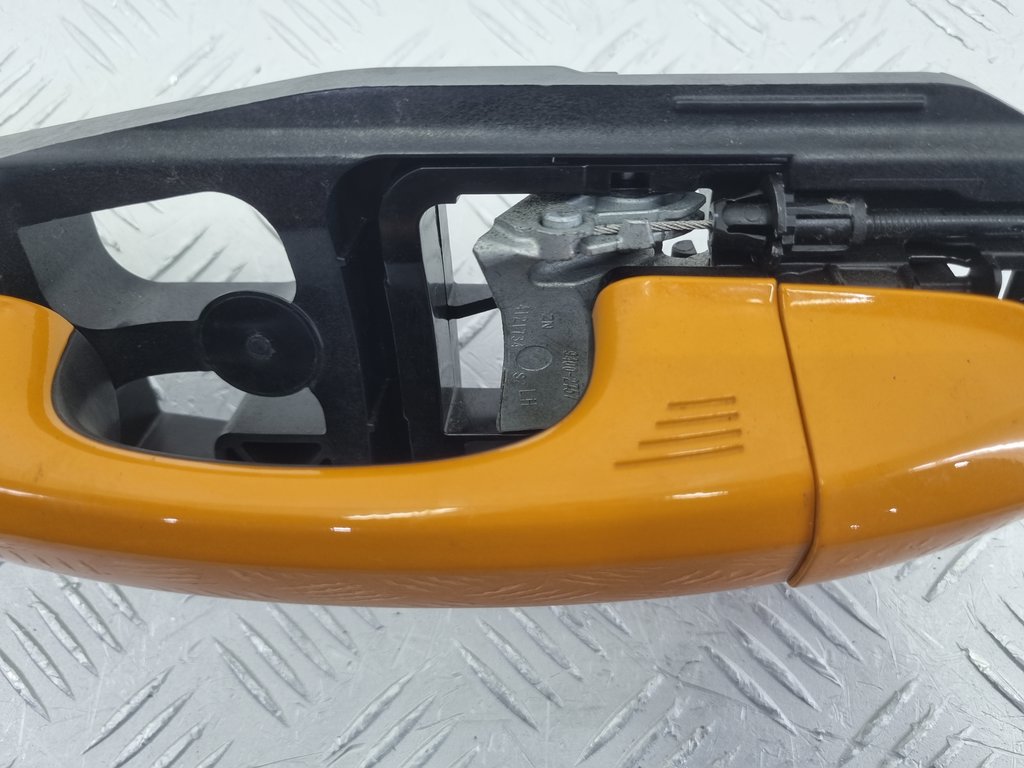 327520