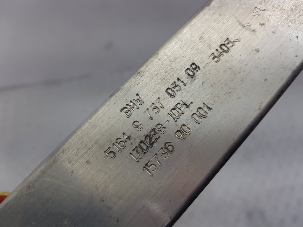 328282