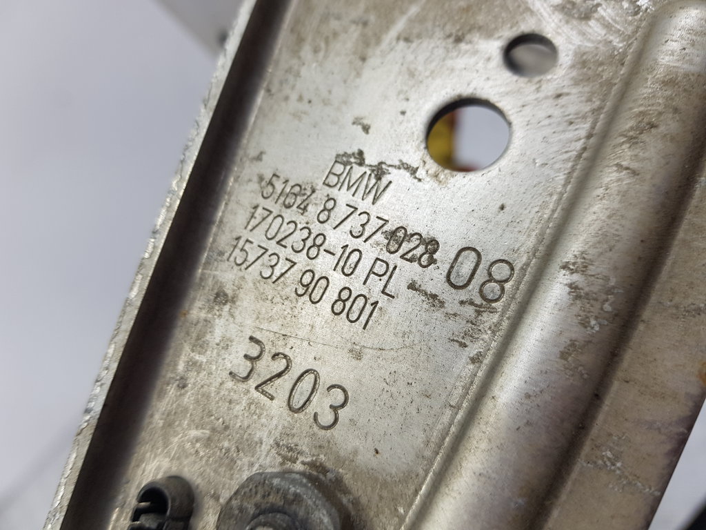328283