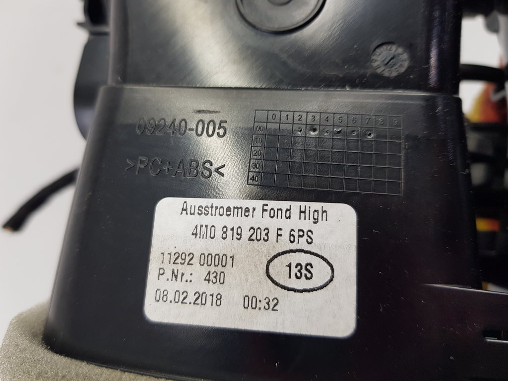 328960