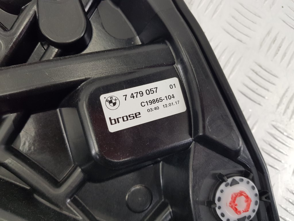328968