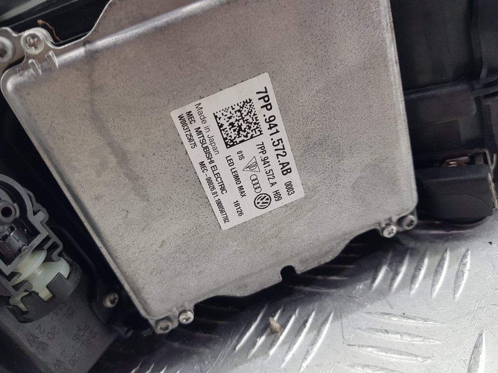 329090