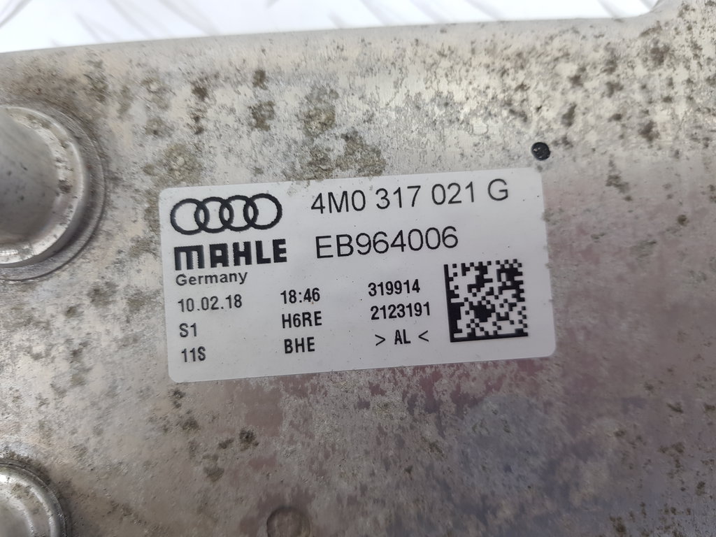 330121
