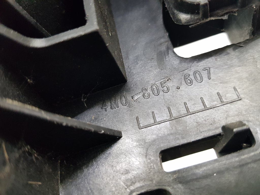 330295